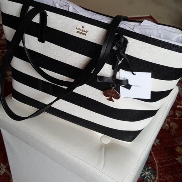 kate spade Handbags - Kate spade Tote